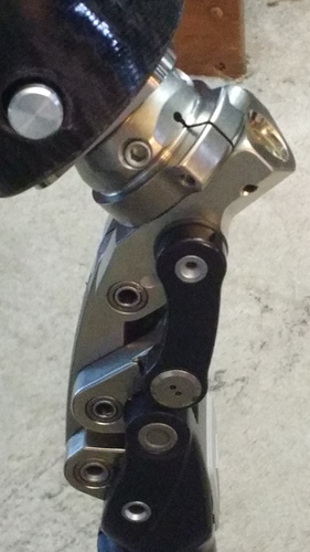 1514566403954364852500